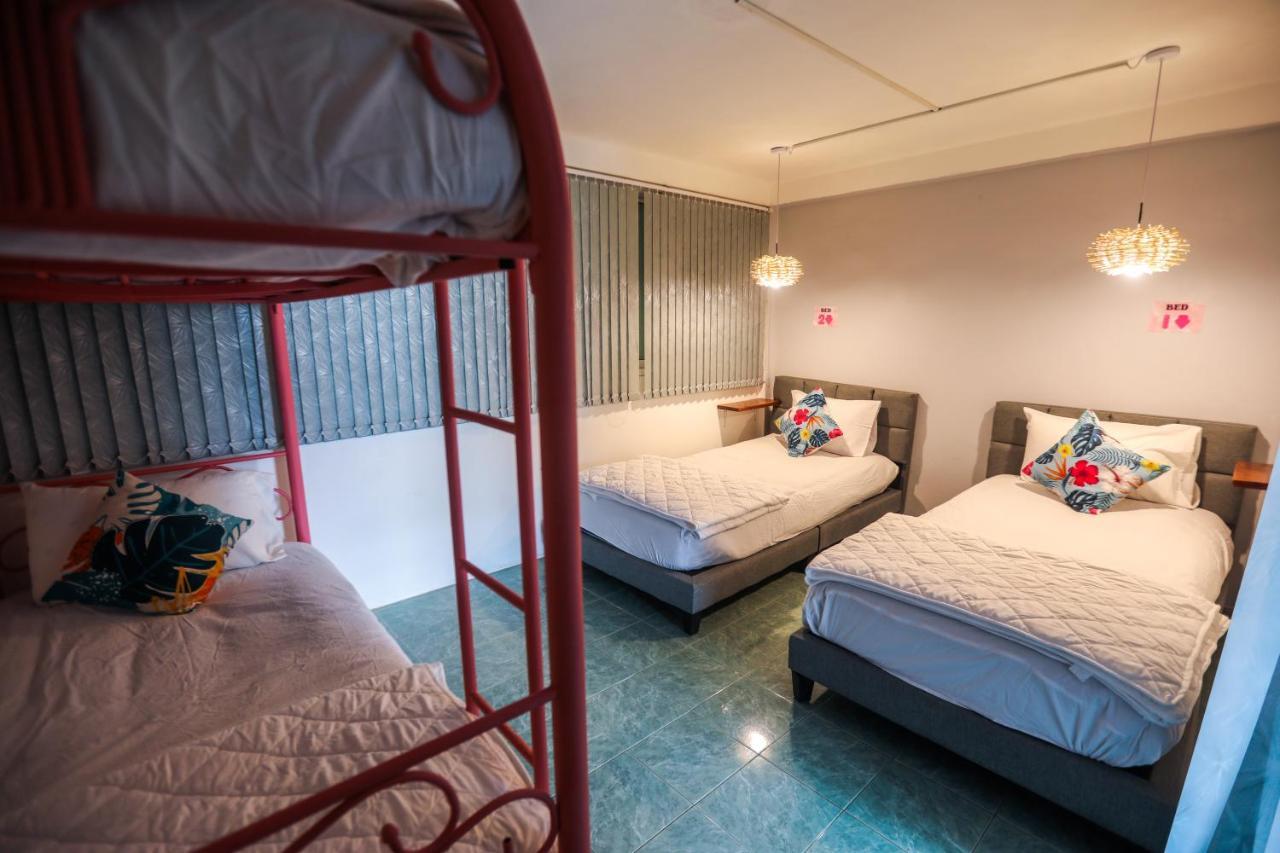 Arena Boutique Hotel Female Only Thongsala Exterior photo