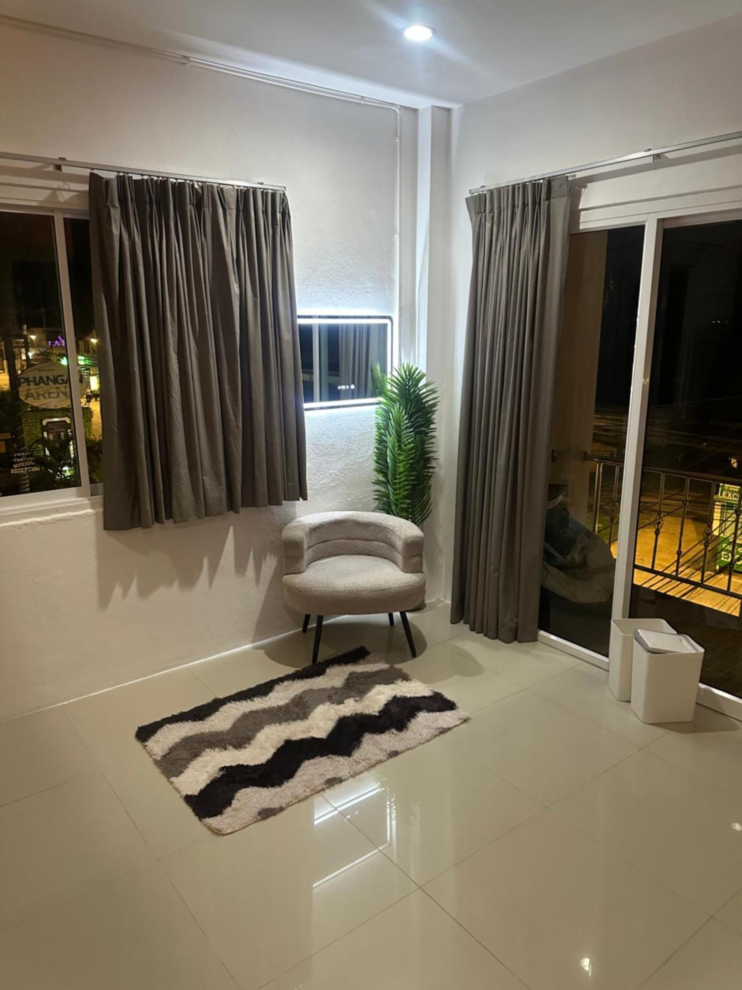 Arena Boutique Hotel Female Only Thongsala Exterior photo