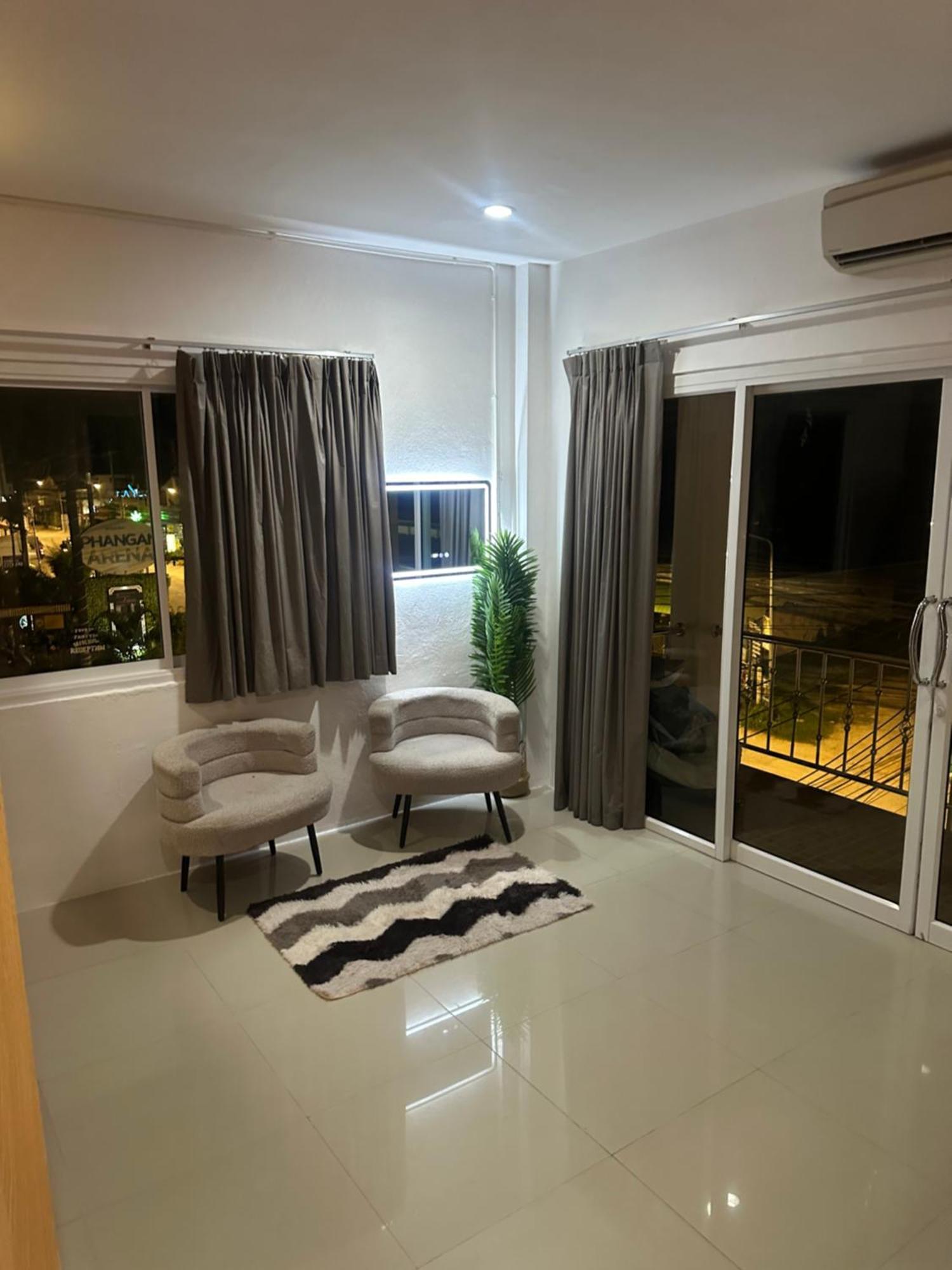 Arena Boutique Hotel Female Only Thongsala Exterior photo